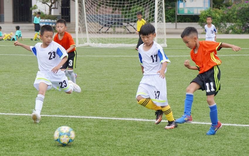 进一步推动澄江市青少年校园足球持续健康发展
